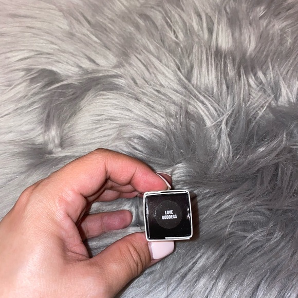 Marilyn Monroe MAC lipstick limited edition - Picture 2 of 4